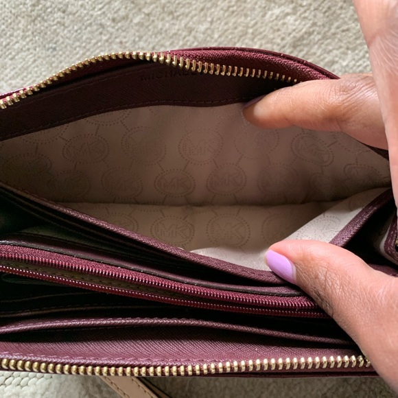 MK wallet - Picture 12 of 13